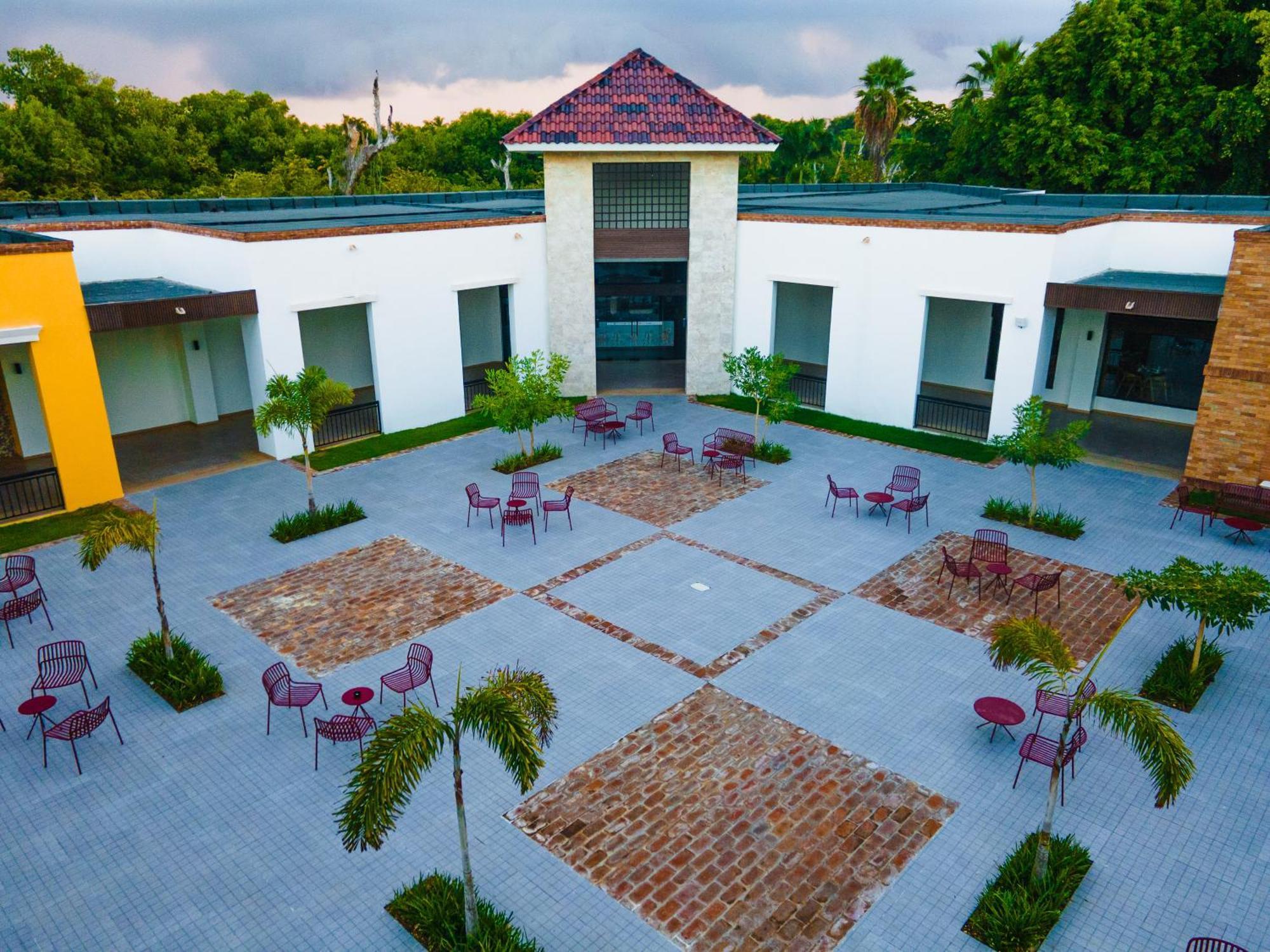 Caribe Deluxe Princess Hotel Punta Cana Exterior foto